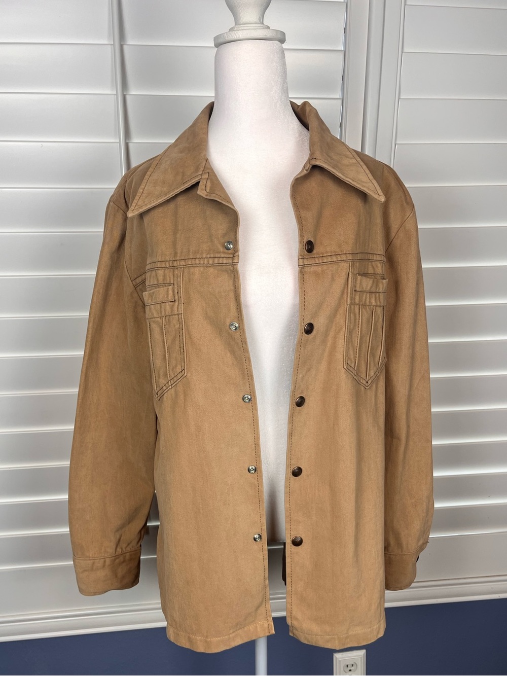 Men's Tan Button up shacket Lightweight size m western streetwear utility